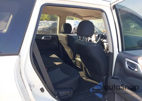 2017 Nissan Pathfinder S z USA, uszkodzony, nr VIN 5N1DR2MMXHC907991